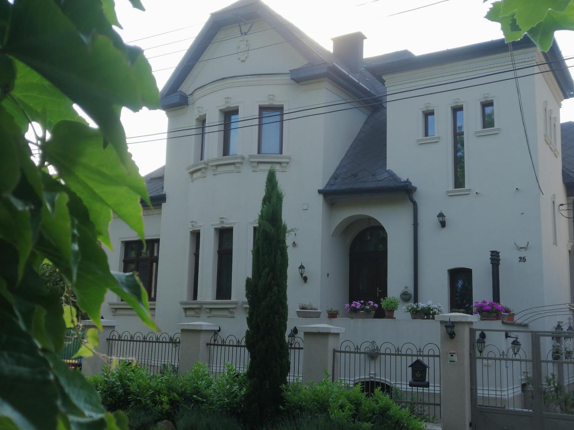 Kuria Apartman With Private Jacuzzi And Pool Budapeszt Zewnętrze zdjęcie