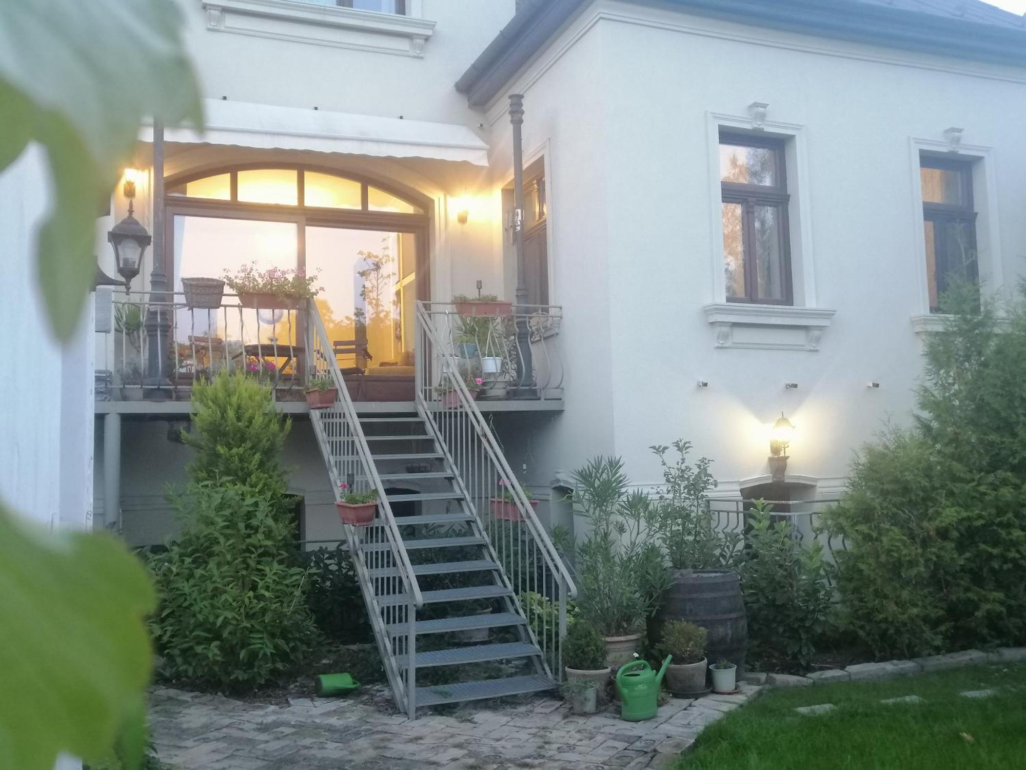 Kuria Apartman With Private Jacuzzi And Pool Budapeszt Zewnętrze zdjęcie