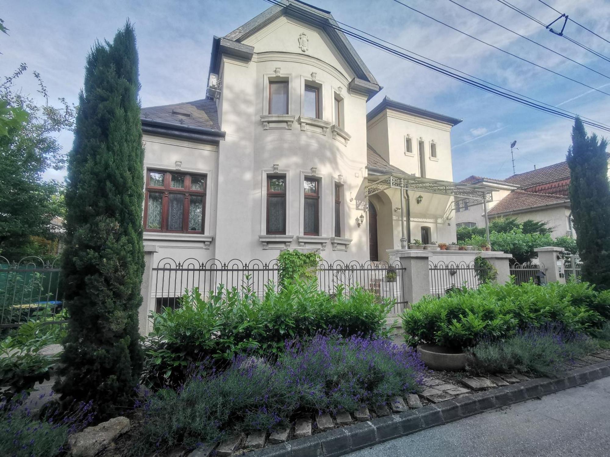 Kuria Apartman With Private Jacuzzi And Pool Budapeszt Zewnętrze zdjęcie