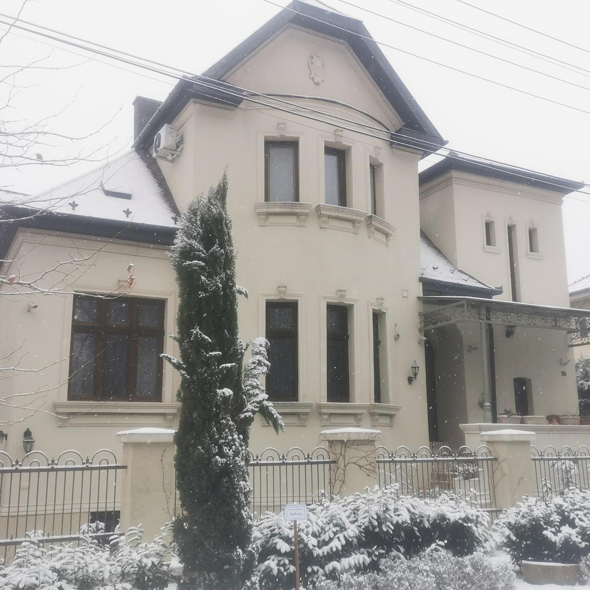Kuria Apartman With Private Jacuzzi And Pool Budapeszt Zewnętrze zdjęcie